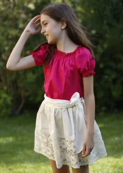 Bluza din bumbac cu siring la gat si manecute