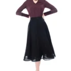 Fusta clos din mesh negru cu bordura ondulata