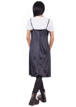 Rochie tip maiou usor evazata din catifea neagra