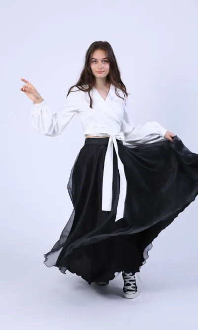 Bluza scurta petrecuta din bumbac alb