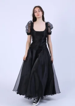 Bluza din organza neagra cu maneci bufante scurte