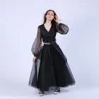 Bluza scurta petrecuta cu maneci bufante din organza neagra