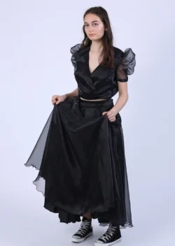 Bluza scurta din organza neagra