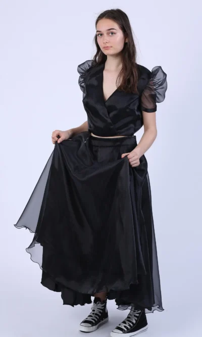Bluza scurta din organza neagra