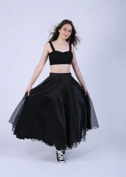 Fusta lunga clos cu buzunare din organza neagra