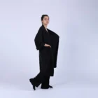 Rochie-halat din matase naturala neagra, inchisa cu cordon