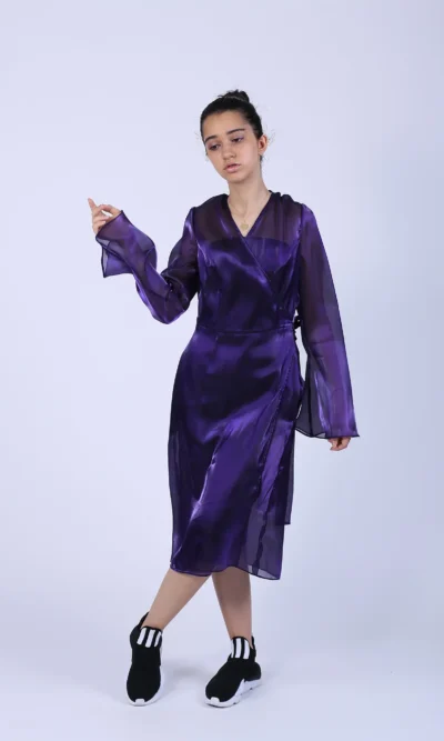 Rochie petrecuta usor evazata din organza mov transparenta
