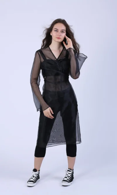 Rochie petrecuta usor evazata din organza neagra transparenta