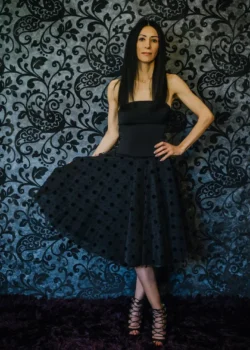 Fusta din tulle in clos cu buline