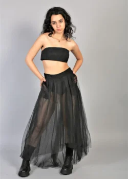 Fusta din tulle negru, asimetrica si transparenta