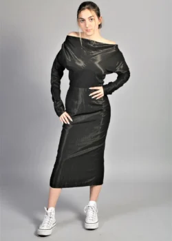 Rochie neagra din matase naturala, cu umerii goi