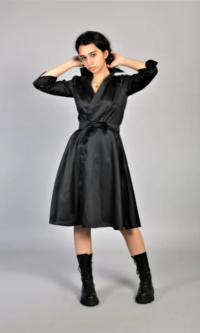 Rochie tip camasa neagra cu buzunare laterale