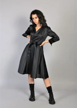 Rochie tip camasa neagra cu buzunare laterale