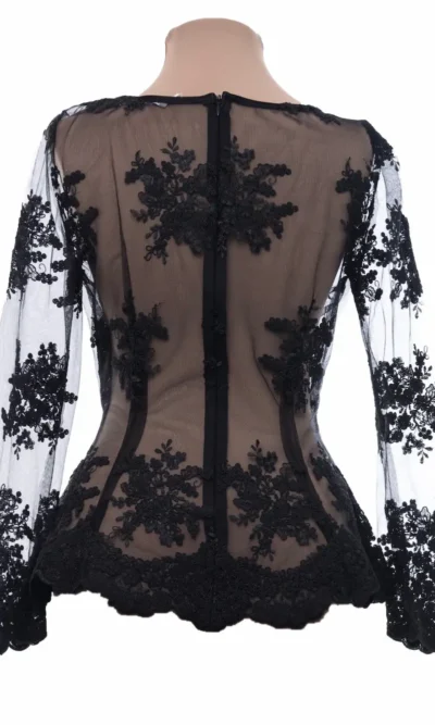 Bluza neagra dantela