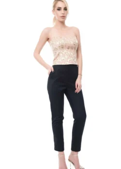 Corset roz din brocart cu flori