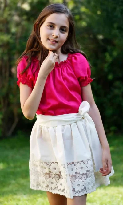 Fusta din bumbac ivoire cu bordura din organza brodata