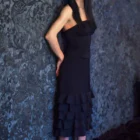 fusta neagta conica cu volane suprapuse