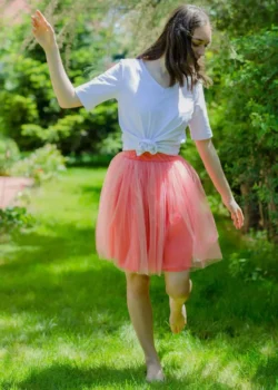 Fusta creata tulle corai
