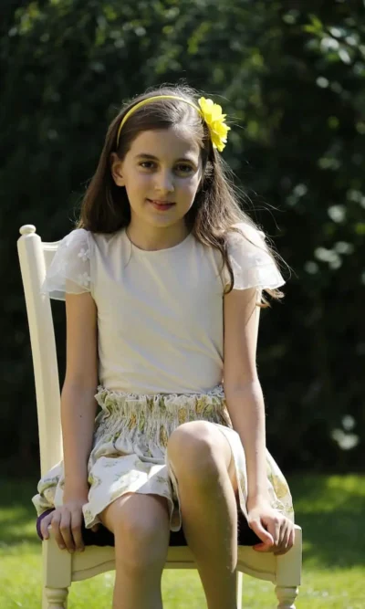 Tricou bej cu maneci duble organza brodata
